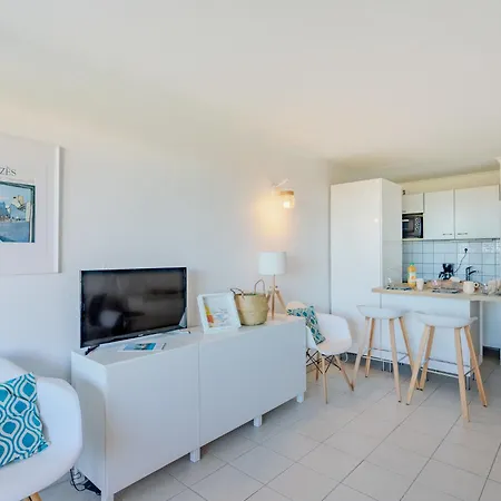 Les Marines-47 By Interhome