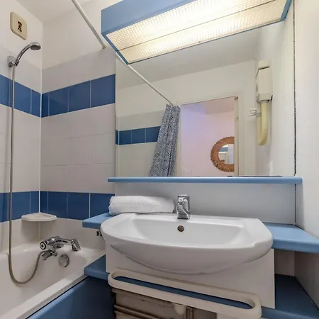 Les Marines-47 By Interhome Appartement Gassin